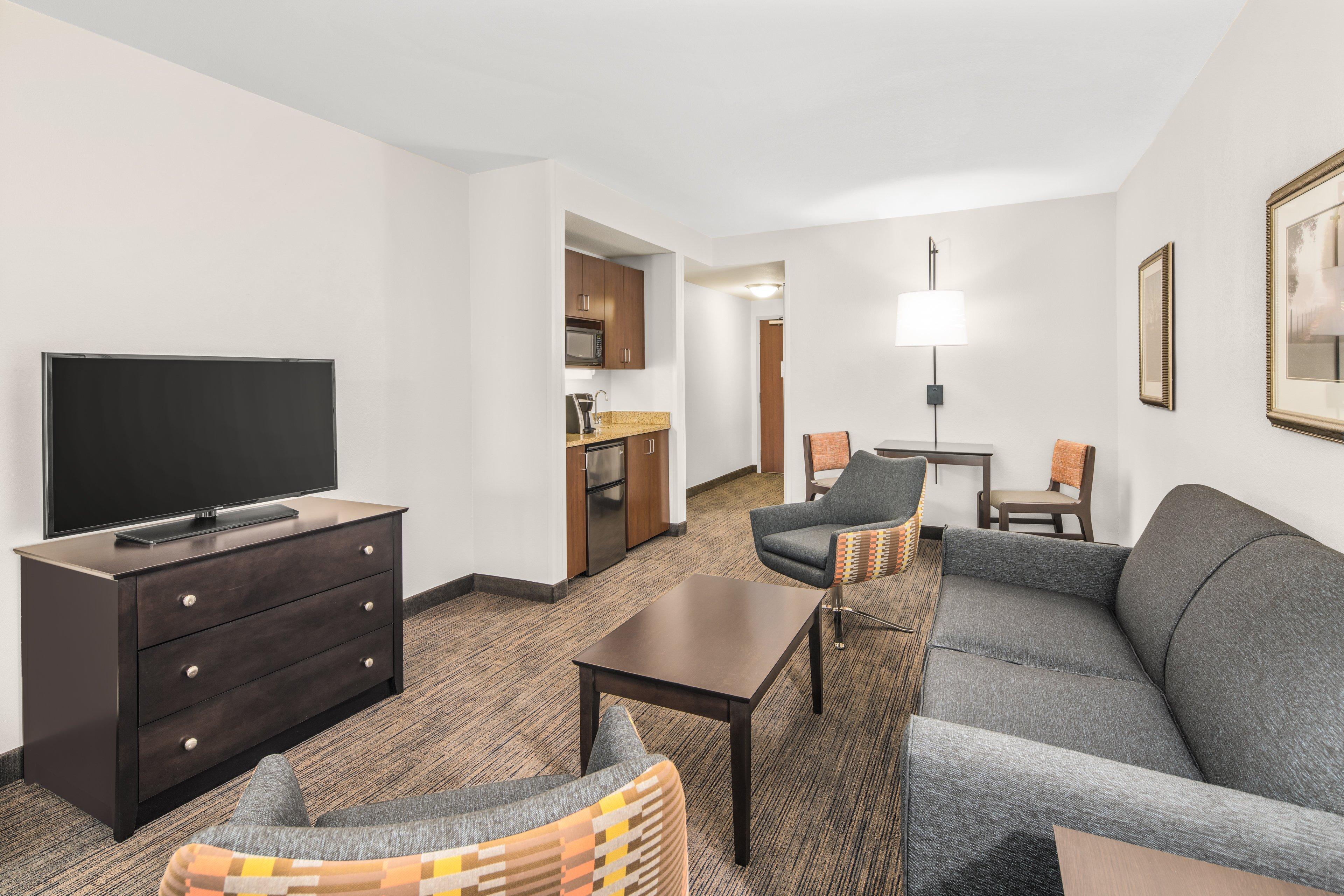 Holiday Inn Express & Suites Wilmington-Newark By Ihg Bagian luar foto