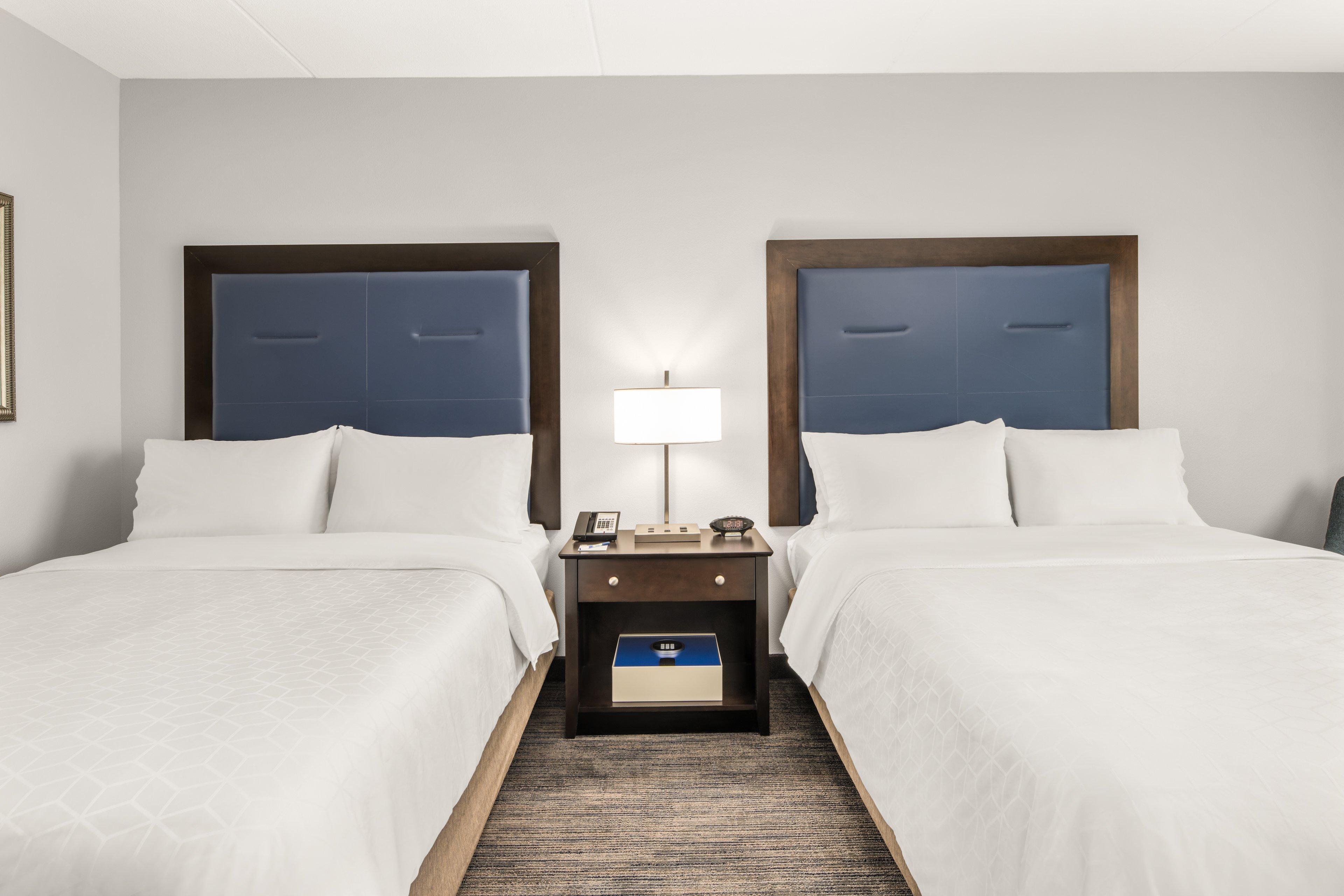 Holiday Inn Express & Suites Wilmington-Newark By Ihg Bagian luar foto