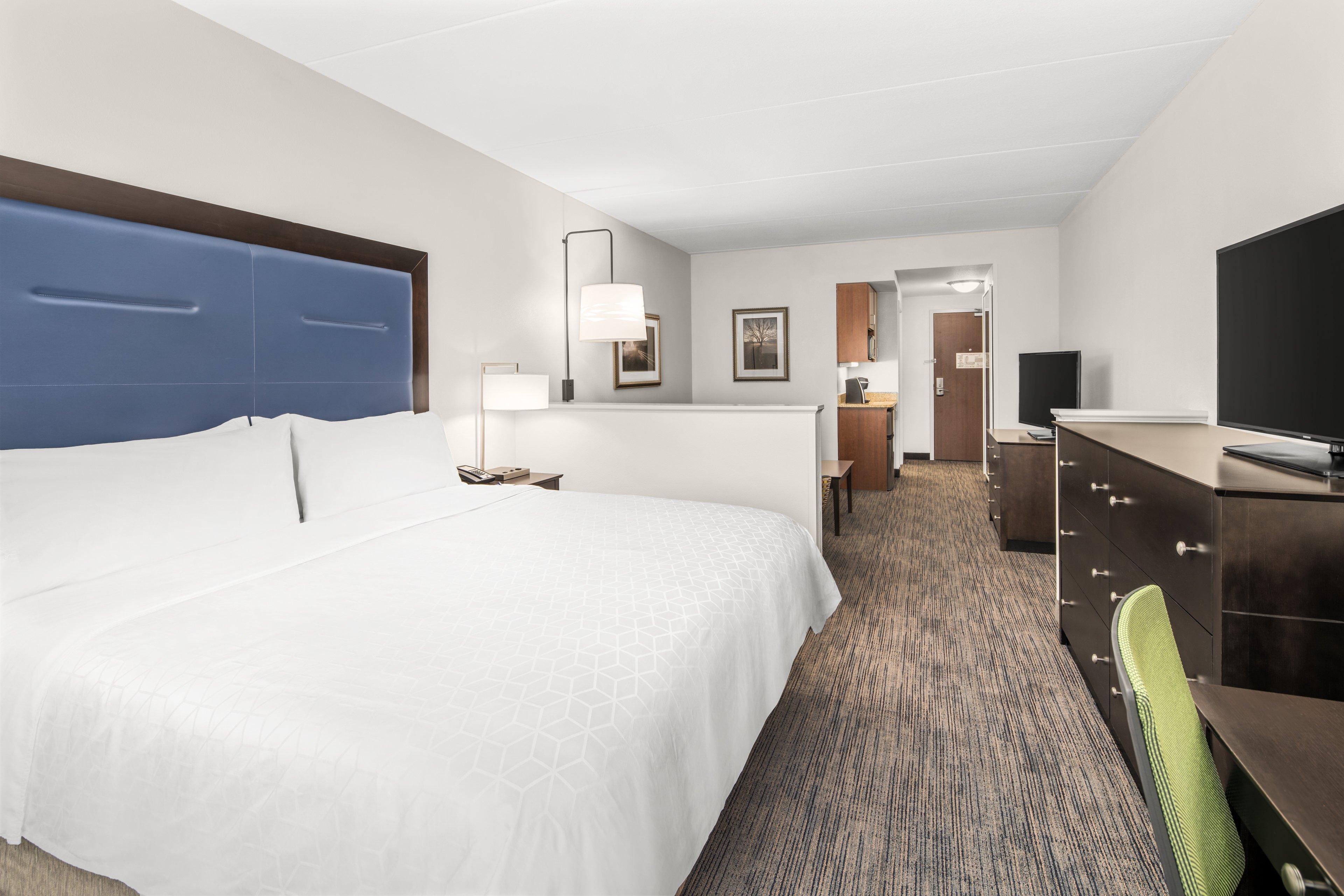 Holiday Inn Express & Suites Wilmington-Newark By Ihg Bagian luar foto