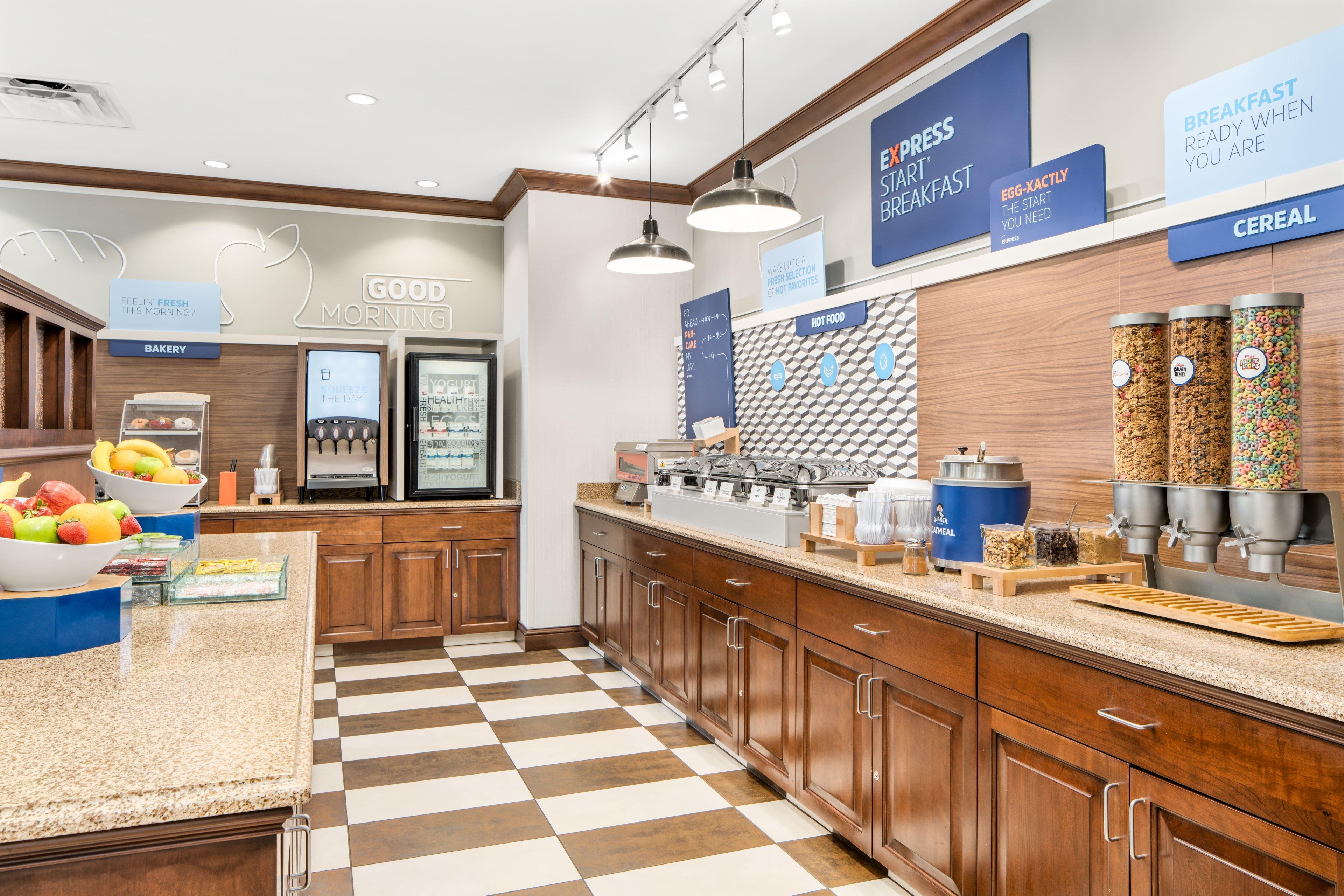 Holiday Inn Express & Suites Wilmington-Newark By Ihg Bagian luar foto