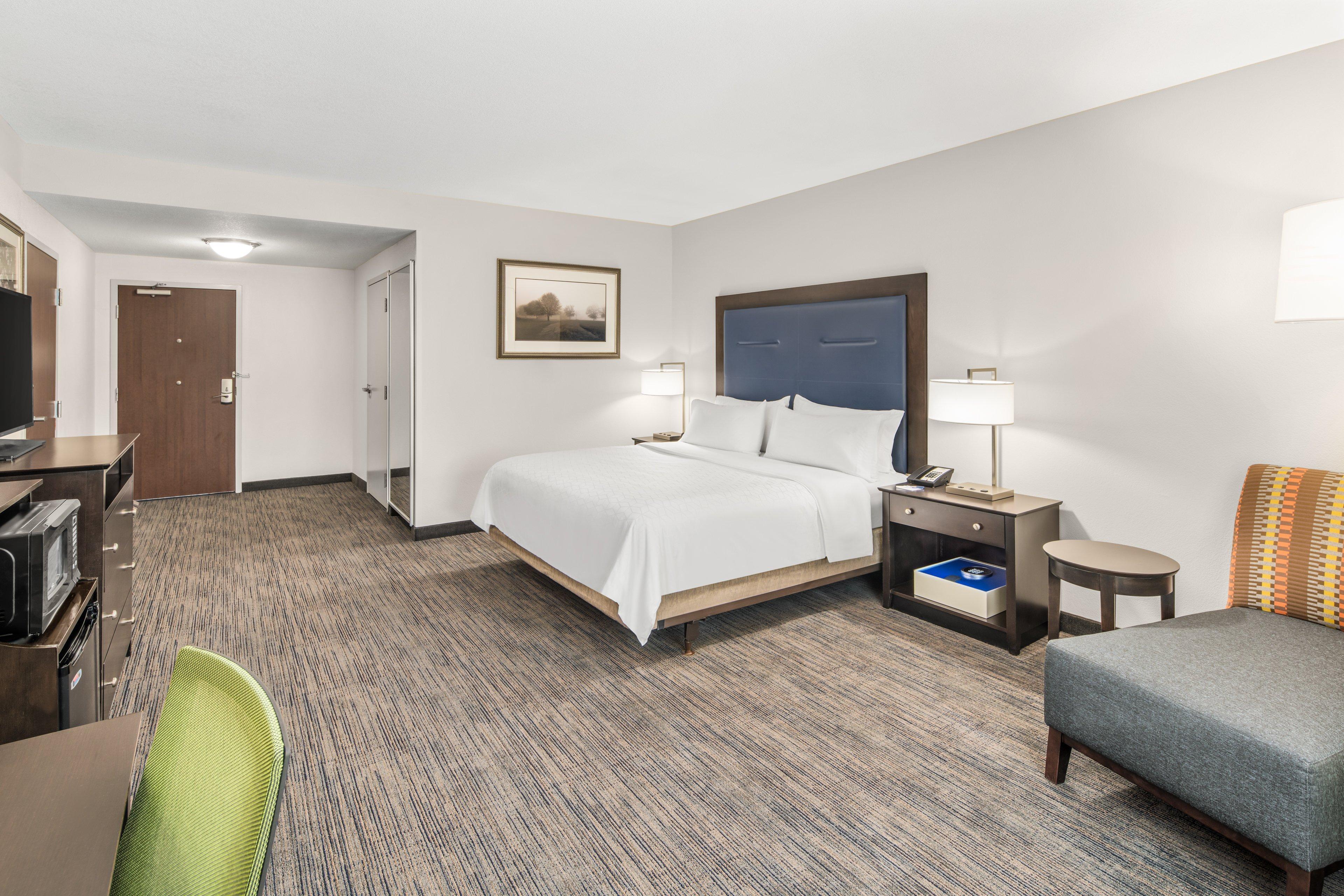 Holiday Inn Express & Suites Wilmington-Newark By Ihg Bagian luar foto
