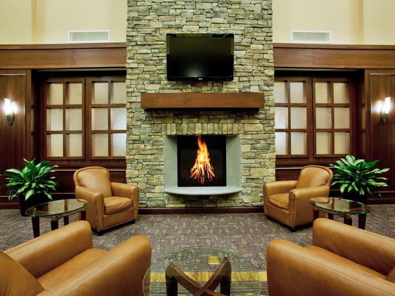 Holiday Inn Express & Suites Wilmington-Newark By Ihg Bagian luar foto