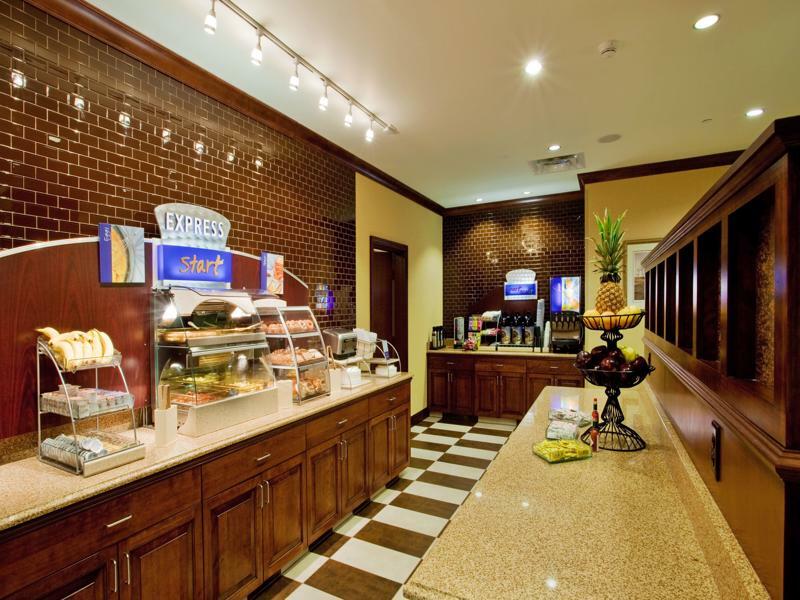 Holiday Inn Express & Suites Wilmington-Newark By Ihg Bagian luar foto